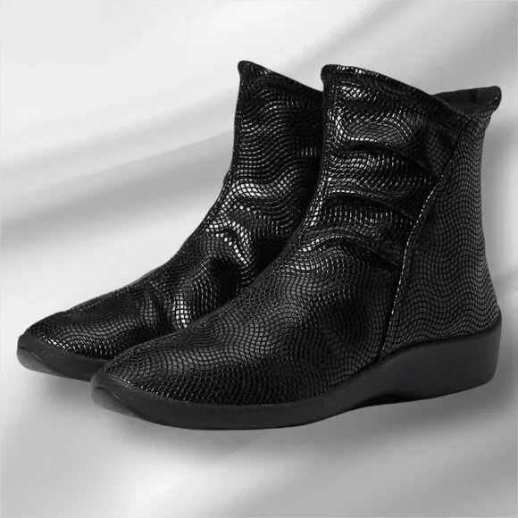 ARCOPEDICO Women’s Croc Shoes in the Size 41/9.5-10 US Size in Black Color - Picture 4 of 16